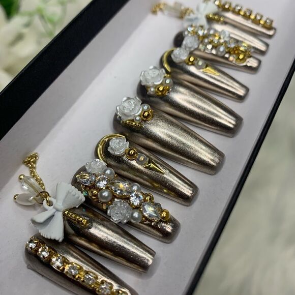 Flowers & Gold Bling Press On NailsHandmade Press On NailsFake Nails
